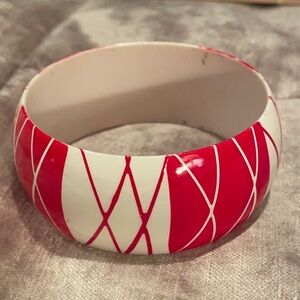Red & White Criss Cross Bangle 6-7”